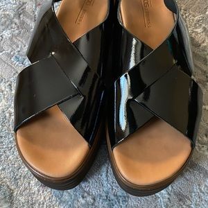 Women’s Sandals
